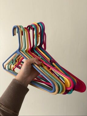 Colorful Plastic Clothing Hangers - Pack of Mixed Brights